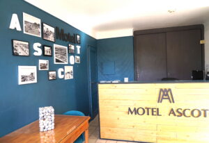 réception Motel Ascot